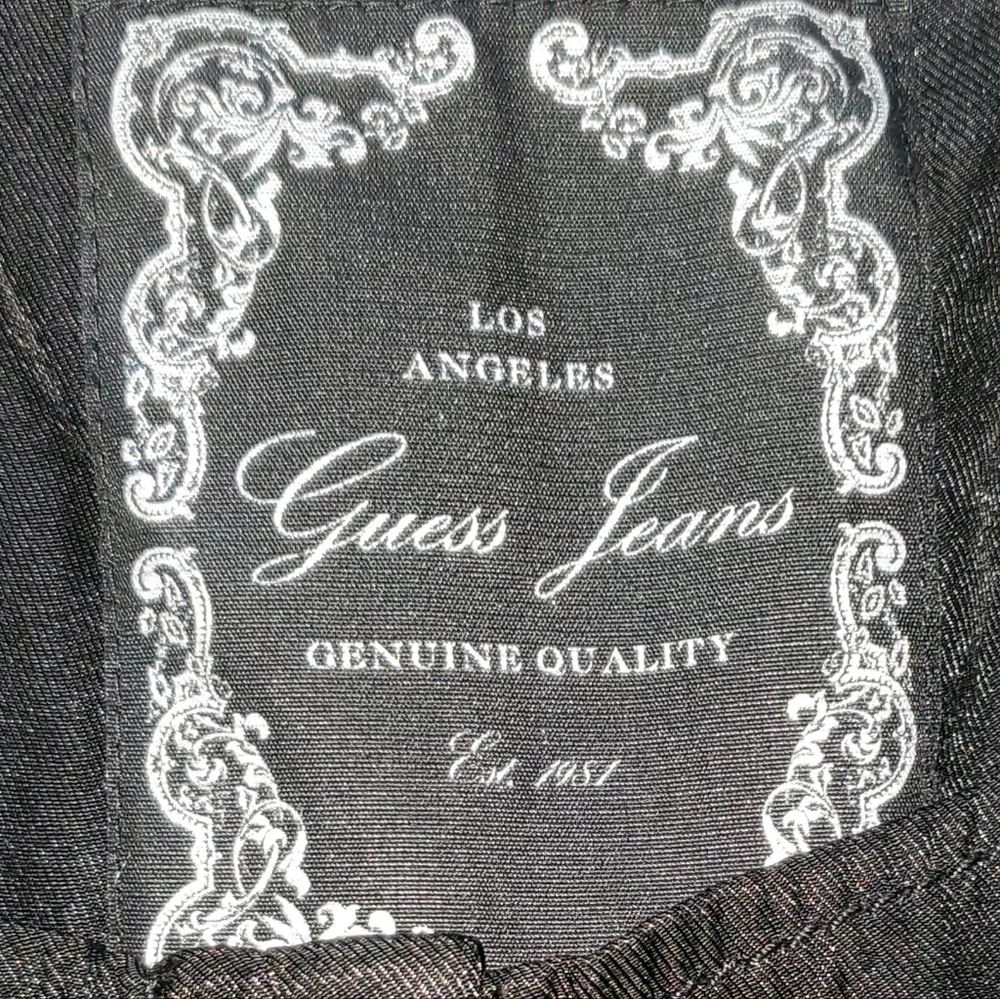 Guess, Small, Dark Grey - Picture 2 of 4